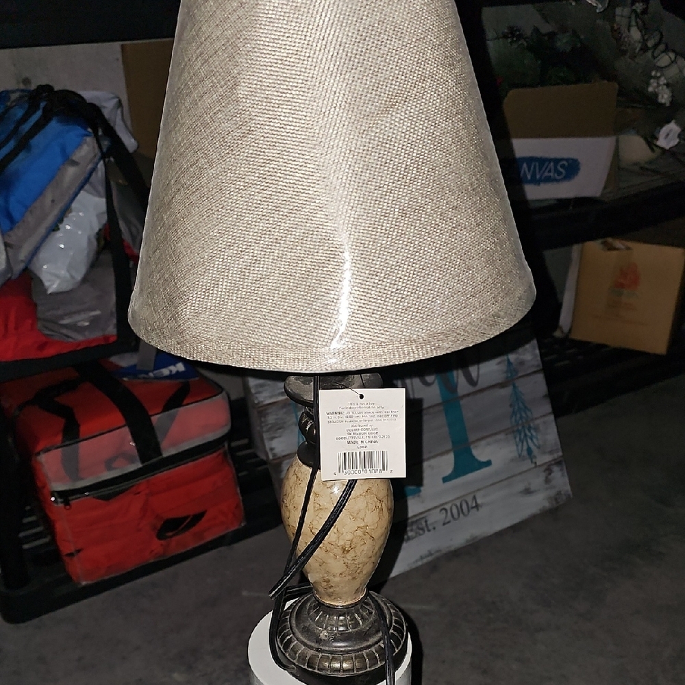 Elegant Beige Table Lamp